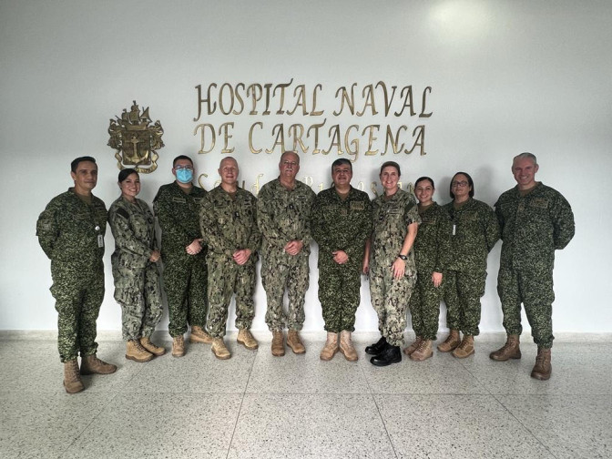 VISITA DE LA US NAVY A EL HOSPITAL NAVAL DE CARTAGENA