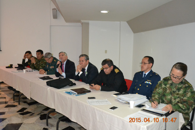 ABRIL-2015-con-vice-y-asusalud-12.jpg