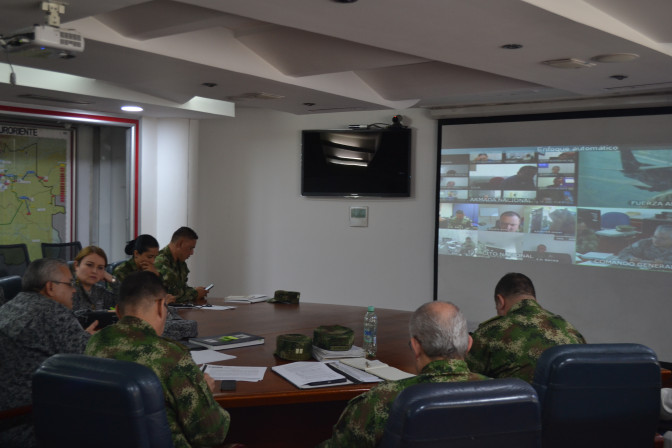 SEPT-23-15-Video-conferencia-1.jpg