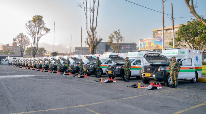 17 ambulancias fortalecen la capacidad médica del Ejército en todo el país