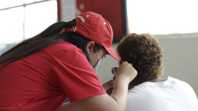Médicos atienden personal en Montería 2